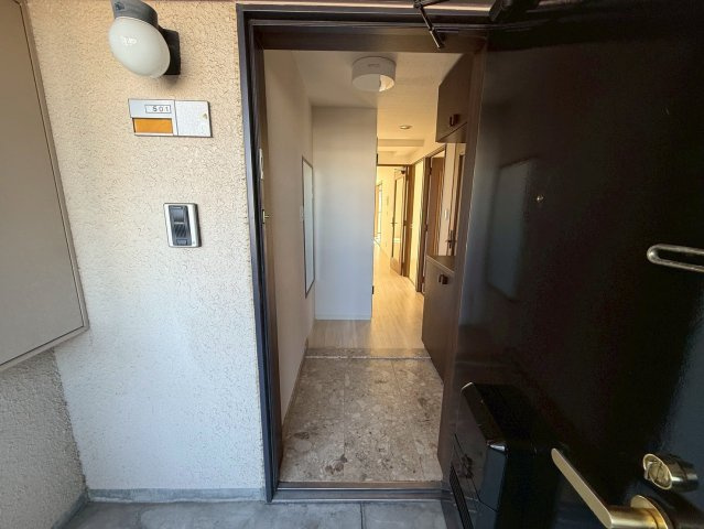アピエス尾頭橋｜名古屋市の賃貸ならMy賃貸の玄関|アピエス尾頭橋