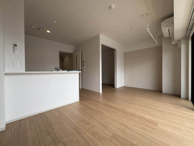 トリニティ豊中本町の居間・リビング