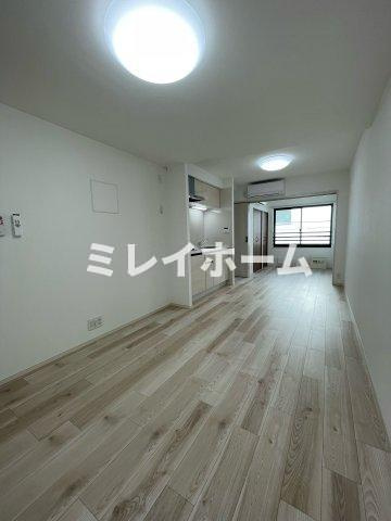 WHARF大井町westの居間・リビング