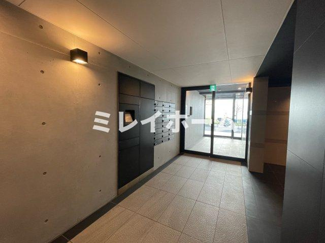 WHARF大井町westのロビー