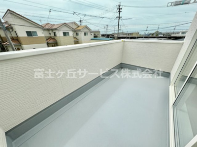 【バルコニー】 | 豊橋市馬見塚町 59期 新築一戸建て 5号棟 | 落ち着いた時間を過ごせるバルコニーです