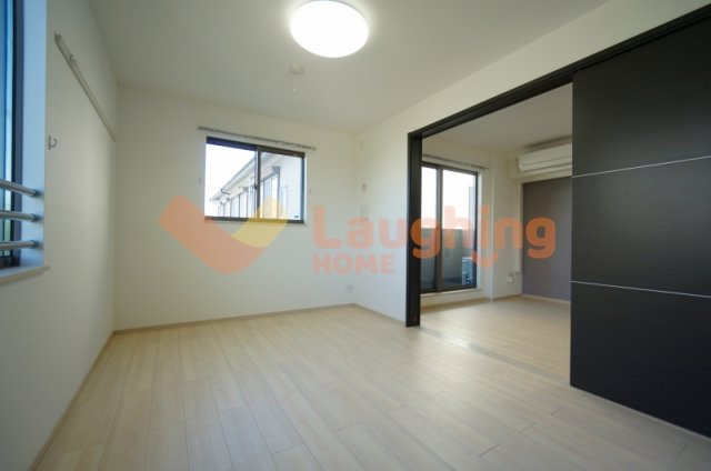 エルグランドパティオ参番館の洋室|広々とした洋室です※同シリーズの写真です