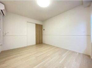 SALENAの居間・リビング