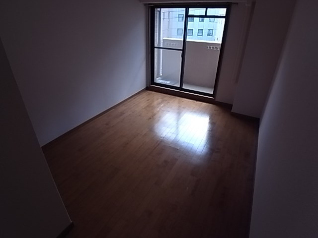 プレサンス神戸駅前の居間・リビング