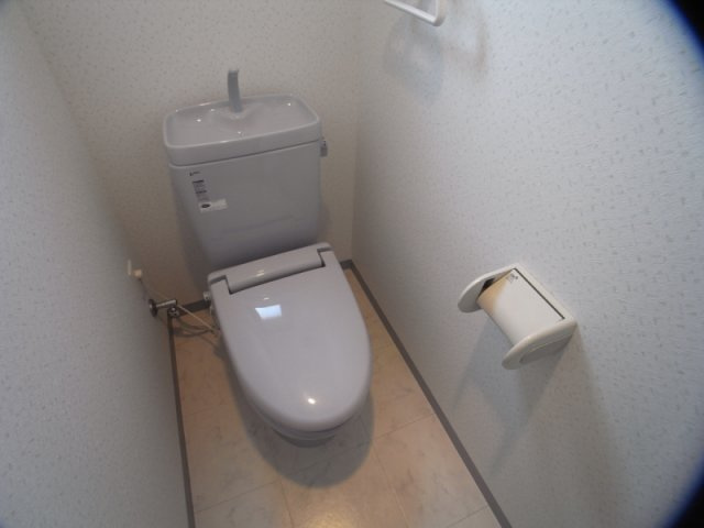 エスペランサ灘駅前のトイレ