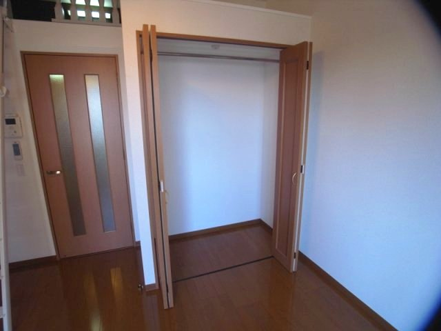 エスペランサ灘駅前の収納