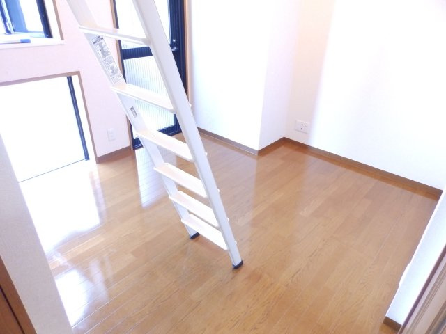 エスペランサ灘駅前の居間・リビング