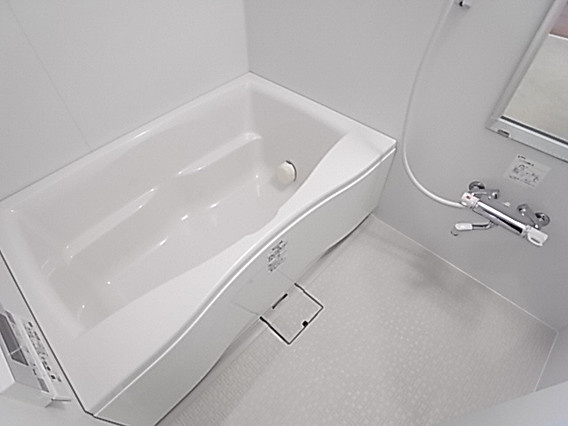 モンテルーチェ甲南の浴室