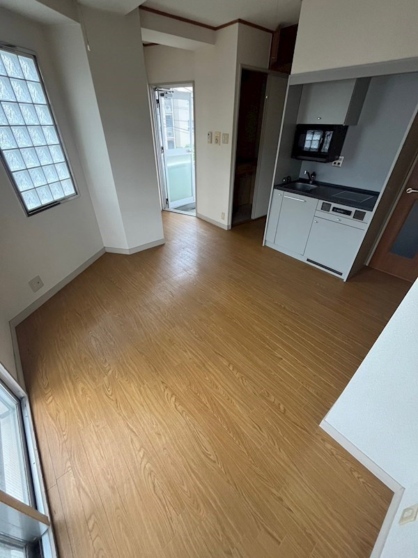 ヒルズ六甲の居間・リビング