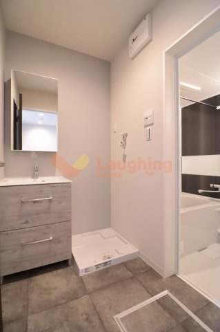 BRAVE BASE合川の洗面所|スペースが確保できる洗面所です