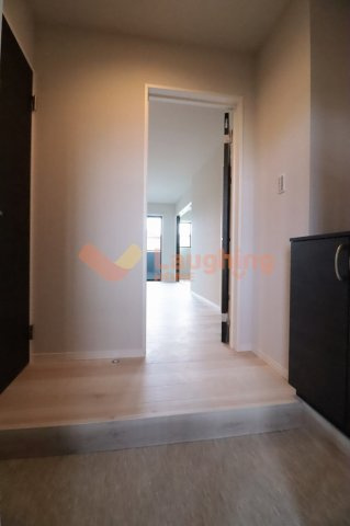 BRAVE BASE合川の玄関