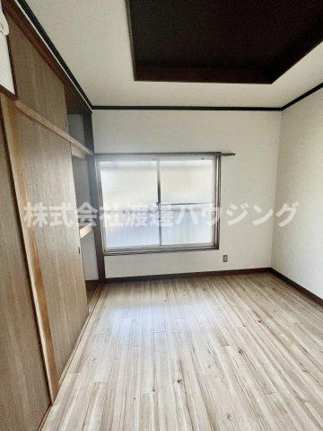 長吉長原西4丁目貸家の洋室