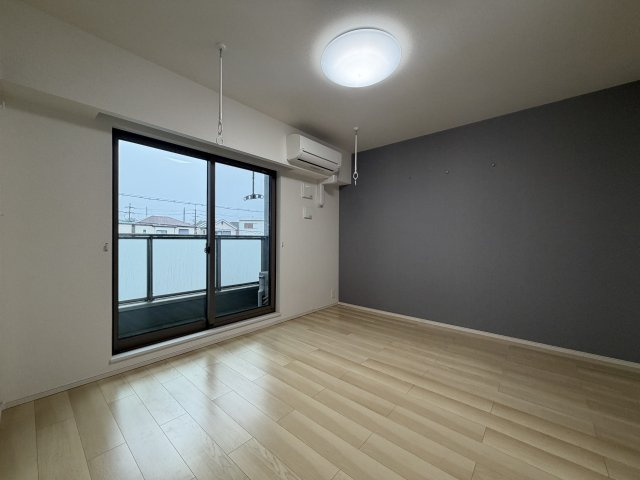 【洋室】 | NISHIKAWA