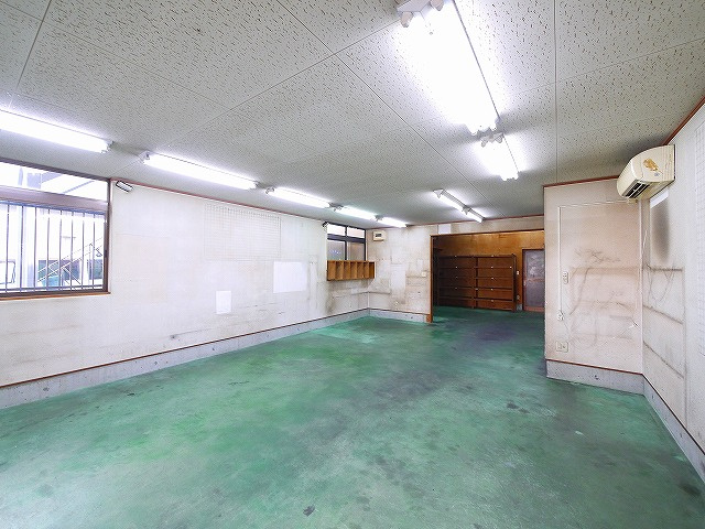 四条大路２丁目店舗事務所の内装