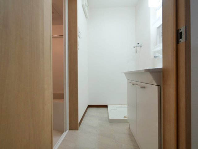 ヒルズヴィラ朱雀の浴室|日々の暮らしに欠かせないお風呂です