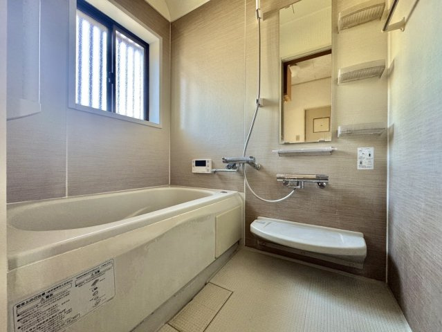 水戸市双葉台中古戸建の浴室