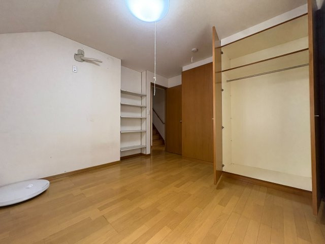 西生田一丁目戸建の内装