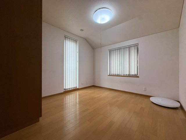 西生田一丁目戸建の内装