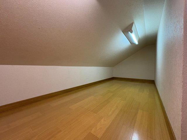 西生田一丁目戸建の内装