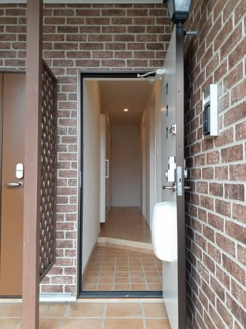 アニメートハウスＤの玄関