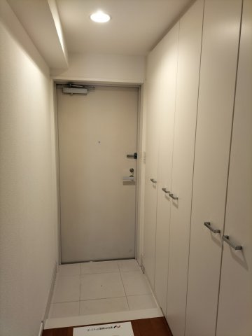 プライムアーバン学芸大学パークフロントの玄関