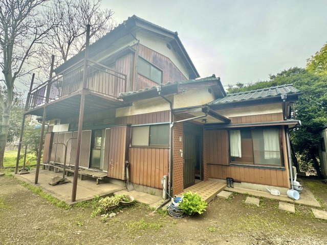 牛久市岡見町中古戸建の外観