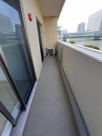 リバティーズＳＡＧＡ．Ⅱのバルコニー