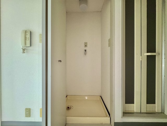 サテライト宮下のランドリースペース