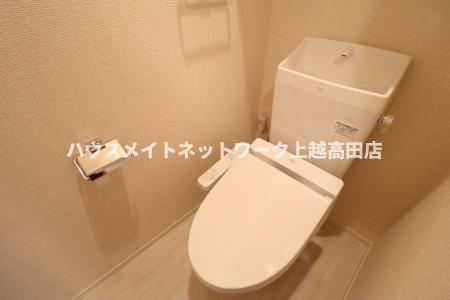 レフィナード Ｂのトイレ|温水洗浄暖房便座