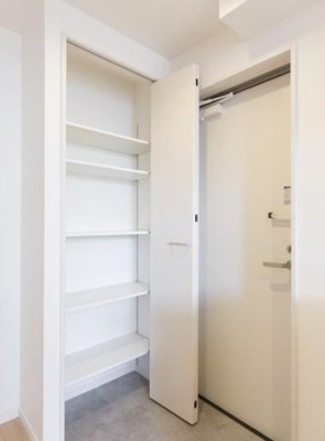 【玄関】 | ユアーズ箱崎 | 下駄箱もしっかりついてます！