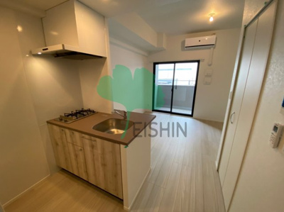 【居間・リビング】 | エンクレスト博多駅南FIT（エンクレスト博多駅南フィット） | アレンジ自由自在の広々空間です！