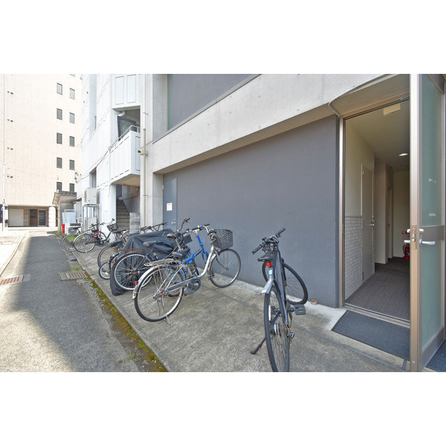 グランドーリア西院
