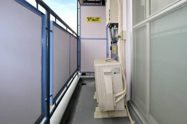 ビレッジハウス中津川2号棟のバルコニー|ビレッジハウスの同一物件・同一タイプの間取りの写真です