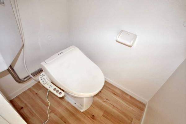 ビレッジハウス中津川2号棟のトイレ|ビレッジハウスの同一物件・同一タイプの間取りの写真です