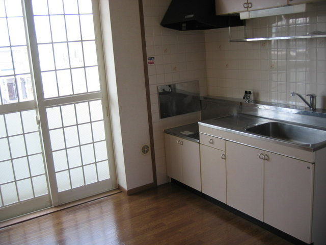 ブランドールＡのキッチン