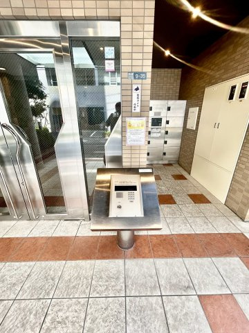 ビーバ江坂のセキュリティ|オートロックで安心