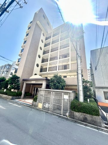 ビーバ江坂の外観