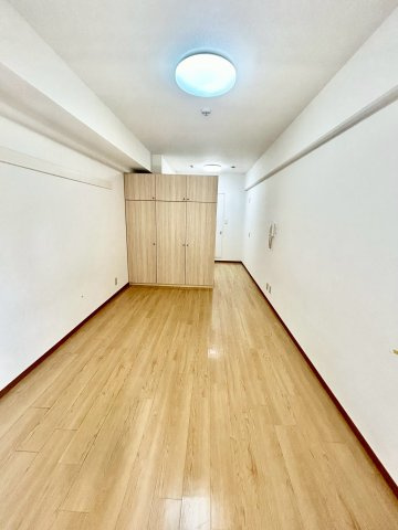 ビーバ江坂の寝室