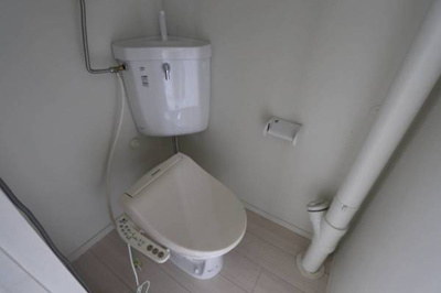 【トイレ】 | ビレッジハウス上条3号棟 | ビレッジハウスの同一物件・同一タイプの間取りの写真です