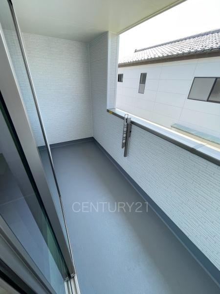 前橋市朝日が丘町A号棟のバルコニー|天井付きバルコニー
