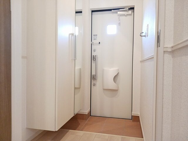 プラシード．Ｓの玄関