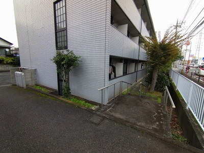 【その他】 | レオパレスラフォーレⅢ