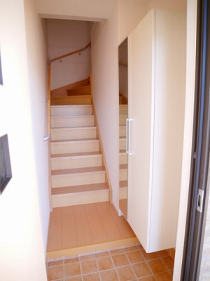 【玄関】 | ラリュールＢ