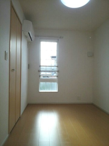 グランシャレー春日の内装