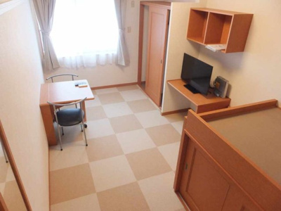 【居間・リビング】 | レオパレスミヤビ | 2Ｆ