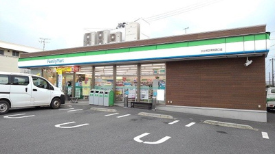 【周辺】 | シャルマン南大分 | ファミリーマート県立病院西口店まで300m