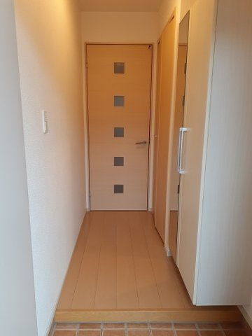 Ｈ・ＣＡＮＴＩＫ　Ⅲの玄関