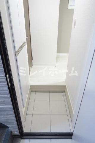 ティーズクオーレ馬込Ⅰの玄関