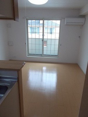 プリムローズ・Ｋ　Ａの居間・リビング