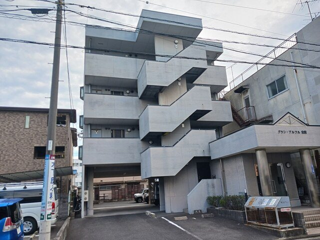 グラン・アルフル東雲